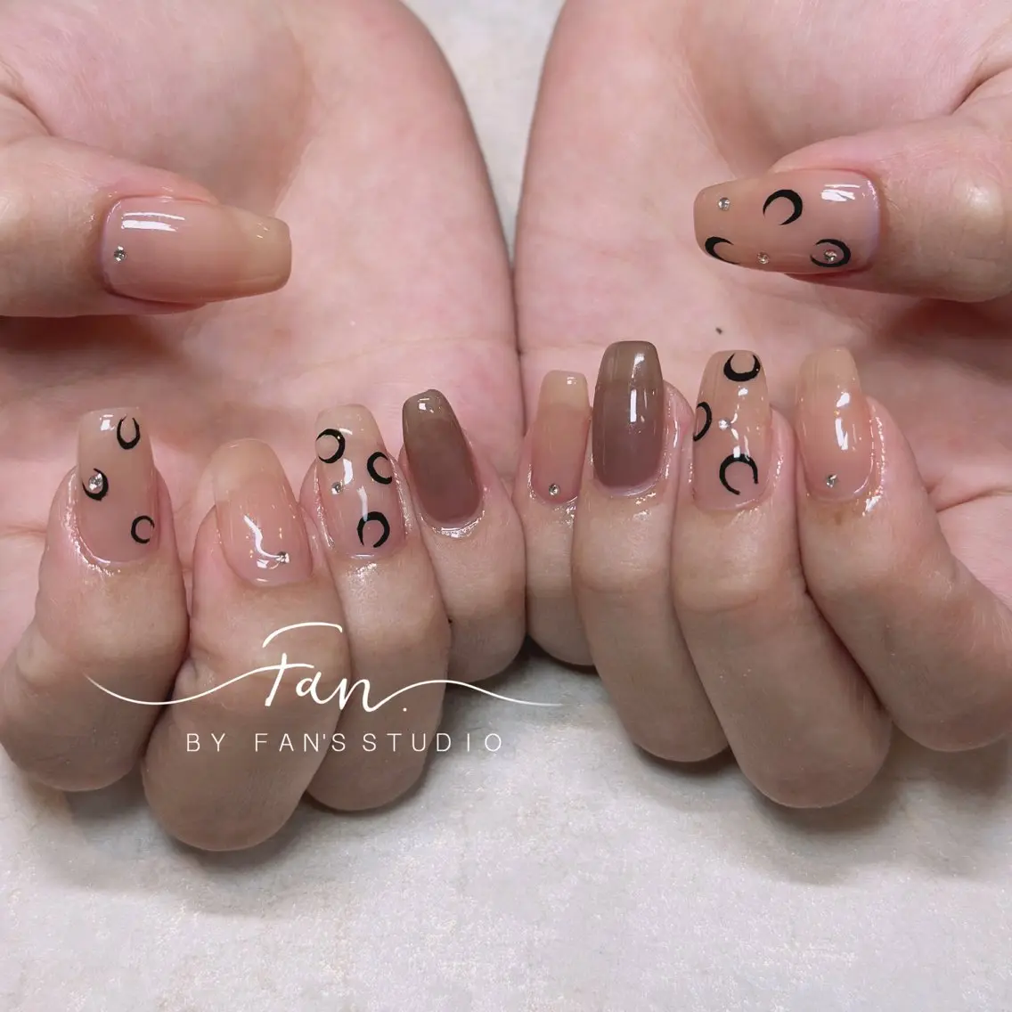 ネイル 🌻FAN'S STUDIO池袋🌻のネイルデザイン