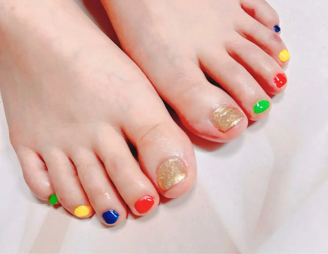 夏目前！つやつやフットネイル[オフなし]の写真