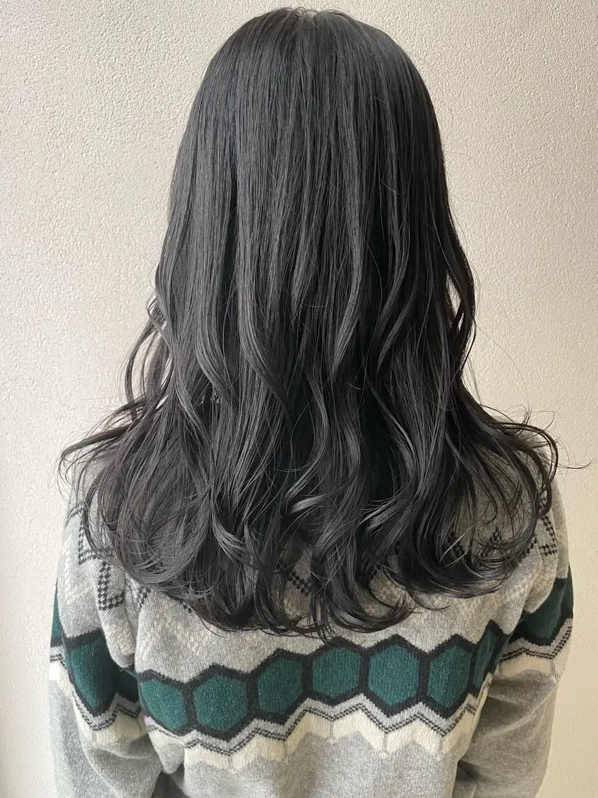 セミロング レイヤーカット 沢田 瞳のヘアスタイル
