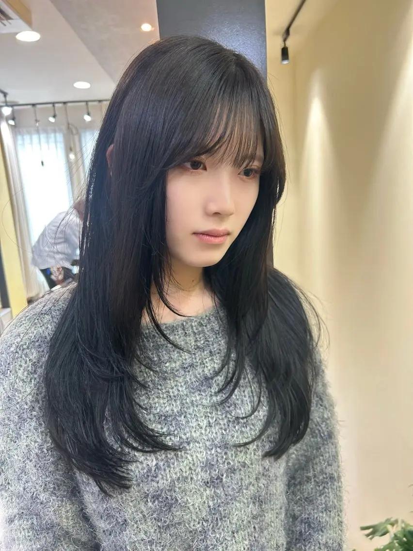 ロング カラー レイヤーカット ロング hubhair レイヤー/透明感のヘアスタイル