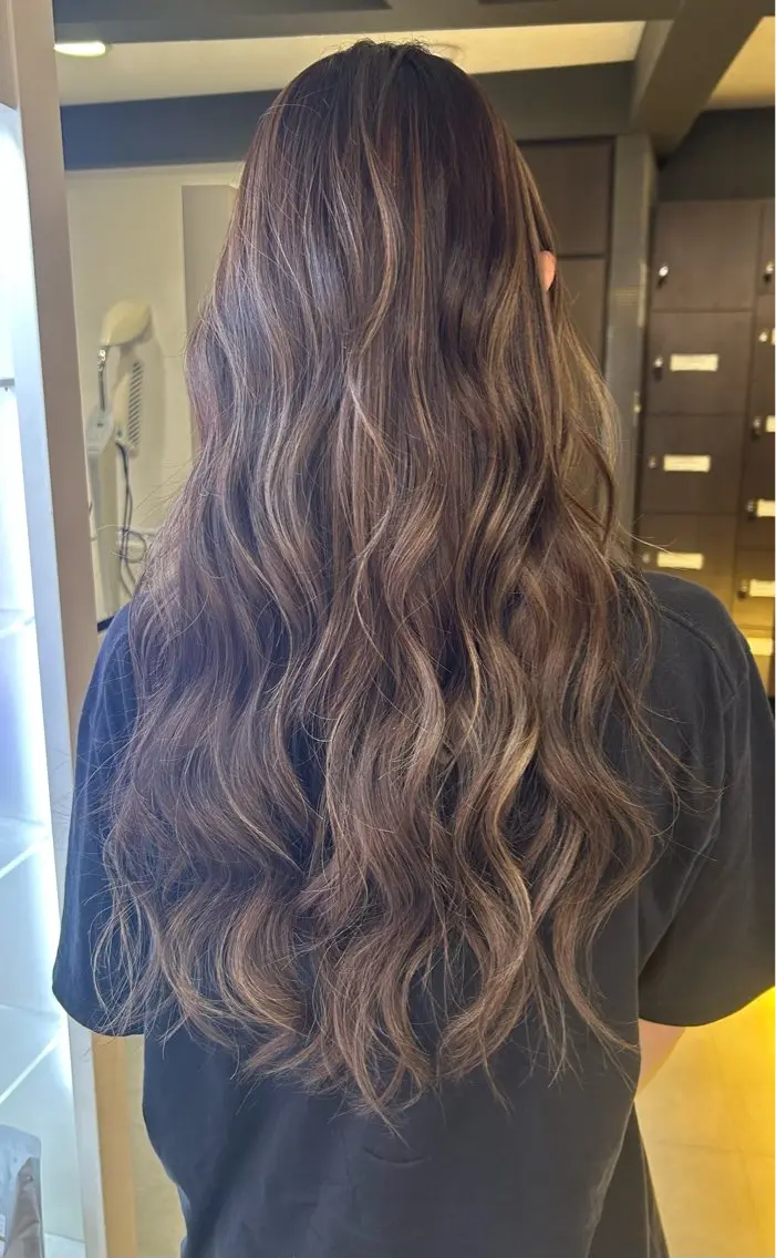 ロング ハイライト koaなんば店 TOPstylistのヘアスタイル