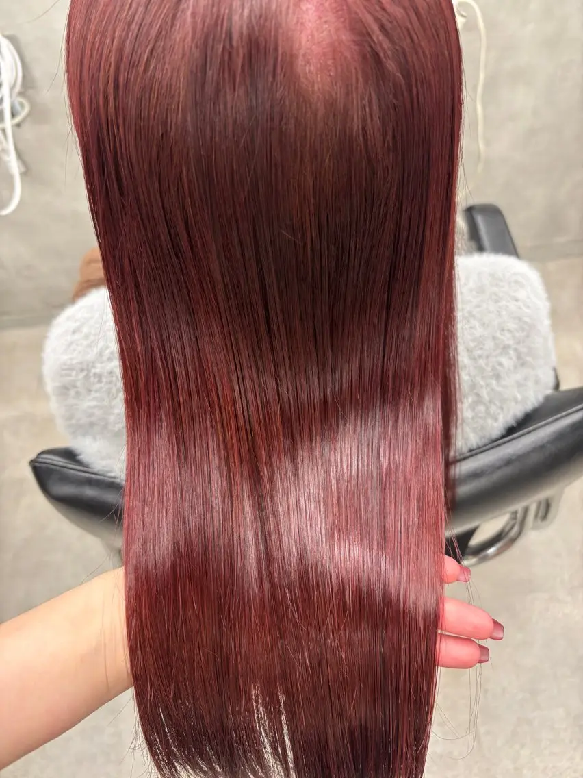 ロング ヘアカラー 宮尾 星夢のヘアスタイル