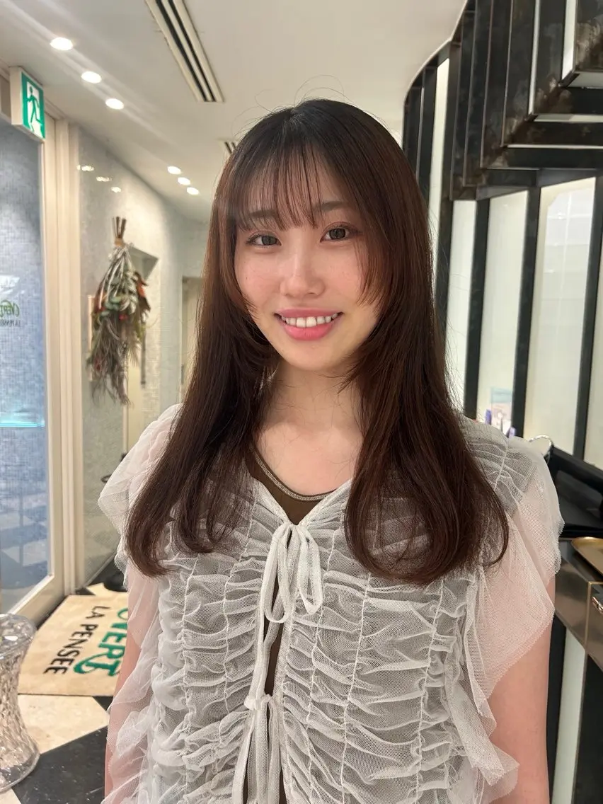 セミロング 顔まわりレイヤー 顔周りカット レイヤーカット 大谷美佳/レイヤー カット/ツヤ髪のヘアスタイル