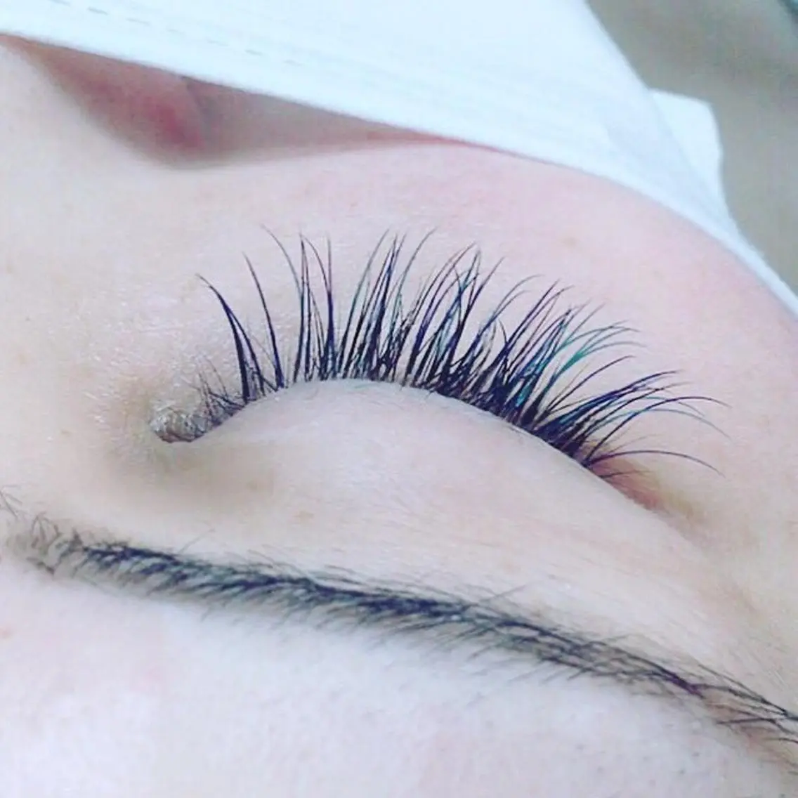 マツエク・マツパ brille ~eyelash~のヘアスタイル
