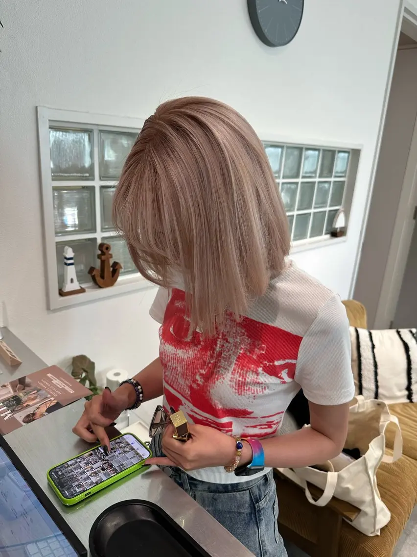 ショート カラー ショートボブ アディクシーカラー バレイヤージュ ブリーチ ケアブリーチ ヘアカラー JILBLAN京都 ショート/ハイライトのヘアスタイル