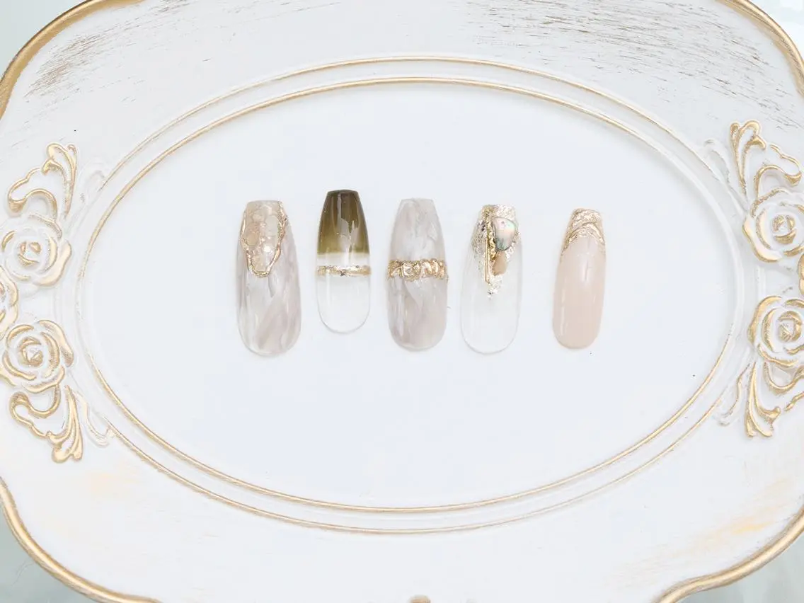 ネイル ❤️💛REBEST 京橋 nailのネイルデザイン