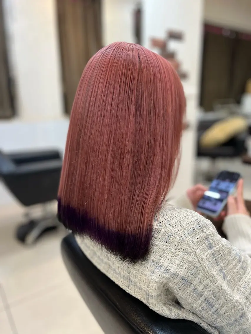 セミロング パープルカラー 🍒 SANA🍒のヘアスタイル