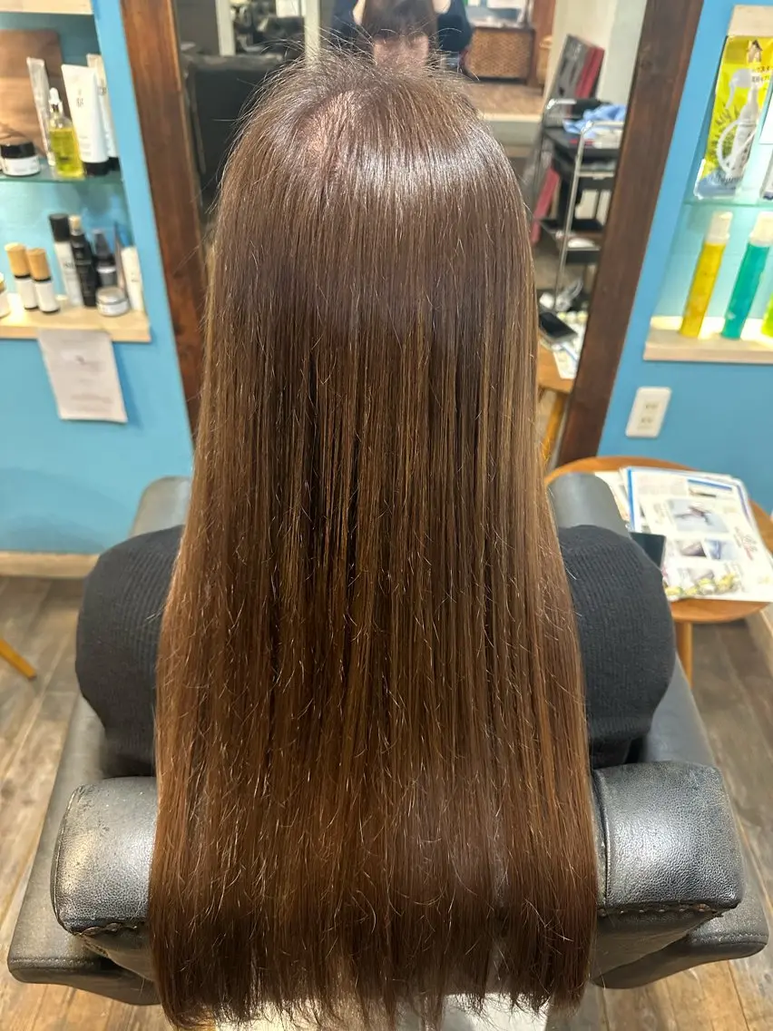 ロング カラー アッシュ ヘアカラー 安達 望のヘアスタイル