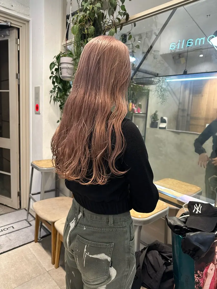 ロング カラー ブリーチ ハイトーンカラー ブリーチなしカラー ボブ ロング REINA☁️透明感 カラー/ぷつっと♡のヘアスタイル
