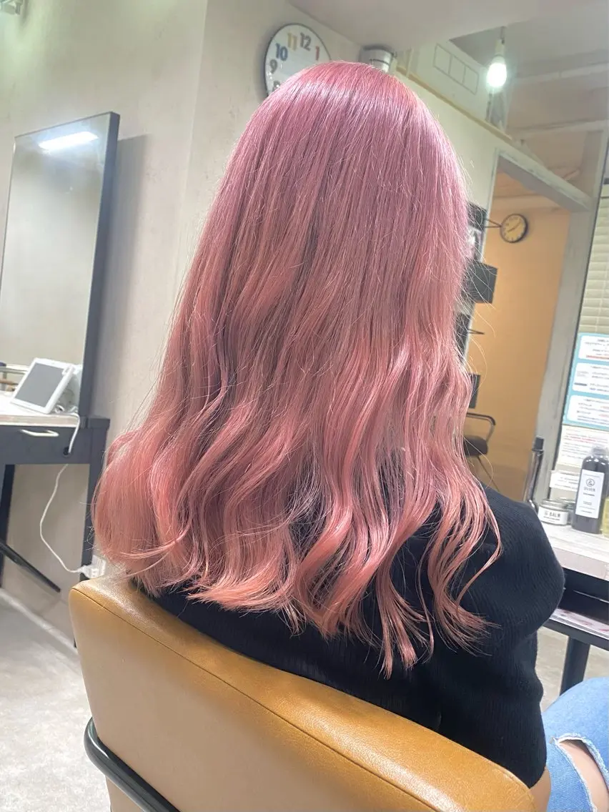 セミロング カラー バレイヤージュ ミストバング ベージュカラー ブリーチ ケアブリーチ カット ヘアカラー トリートメント 脱！黒髪 ダブルカラー【上野】のヘアスタイル