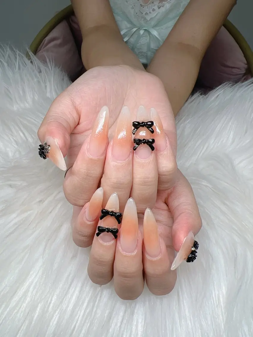 ネイル ハンドネイル Lee Nails チップ長さだし専門店のネイルデザイン