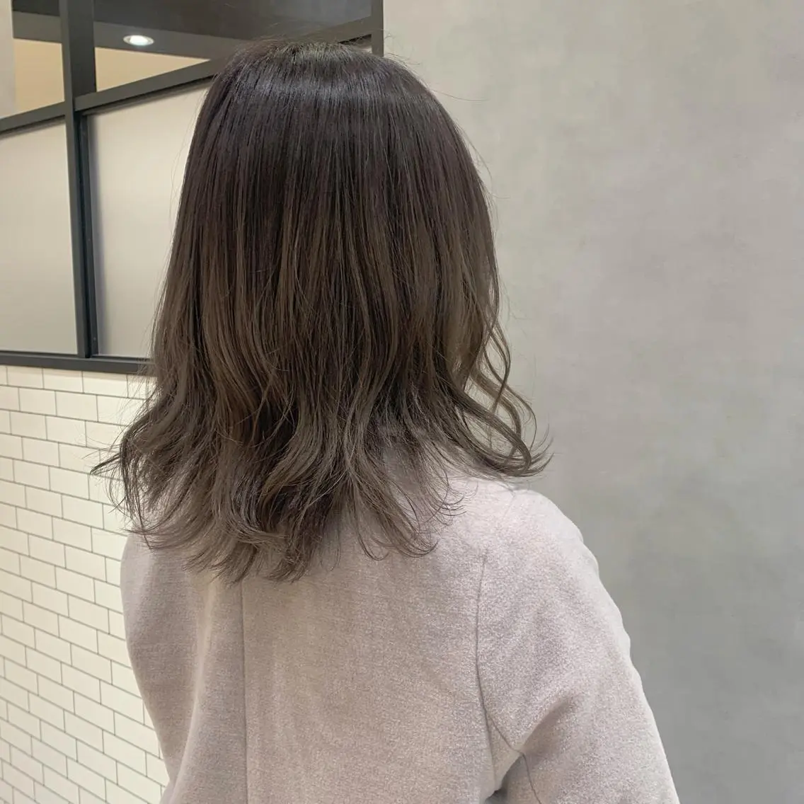 ミディアム ヘアカラー トリートメント 佐々木 優衣のヘアスタイル