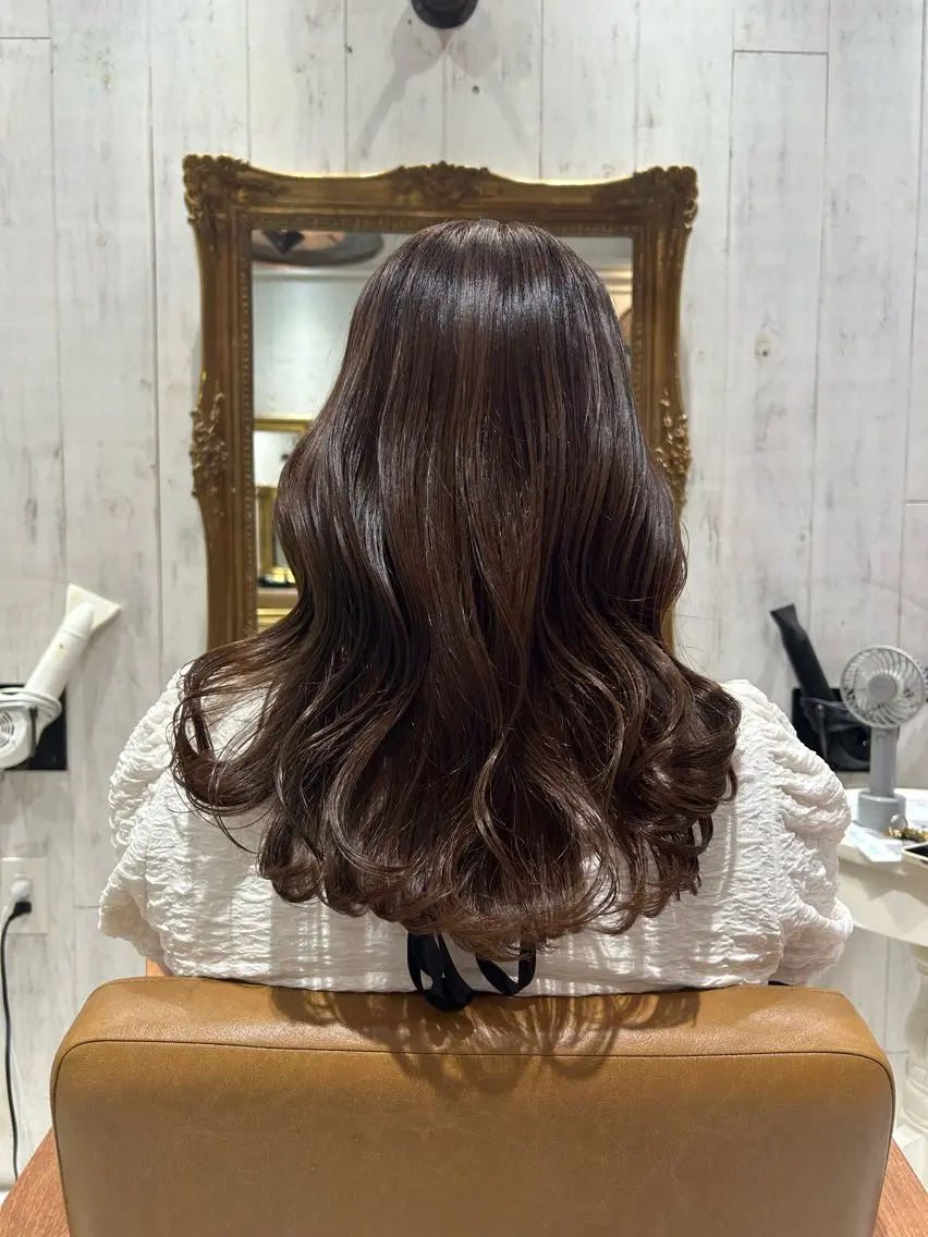 ロング カラー ベージュカラー ヘアカラー re view 日和のヘアスタイル