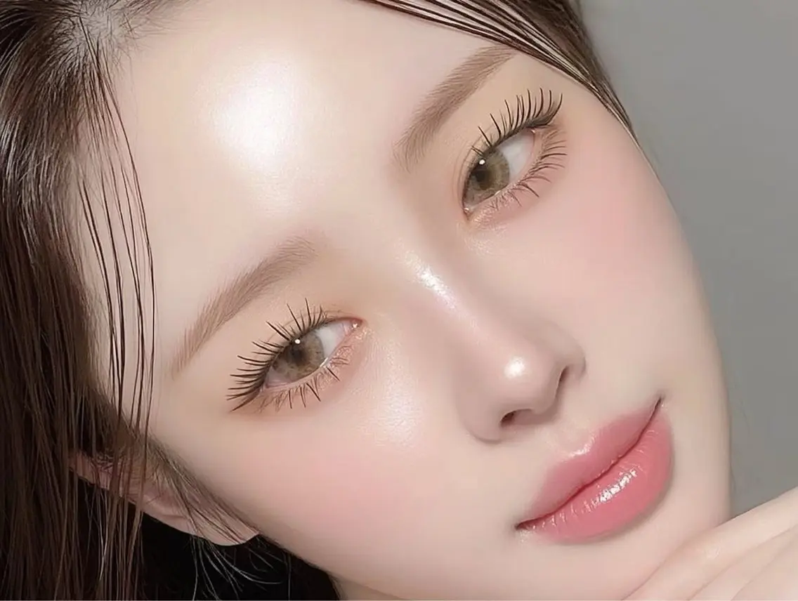 マツエク・マツパ 束感まつ毛 韓国風マツエク パリジェンヌラッシュリフト まつげパーマ 一重×まつ毛パーマ 束感まつげパーマ🩷 MOMOKAのマツエク・マツパデザイン