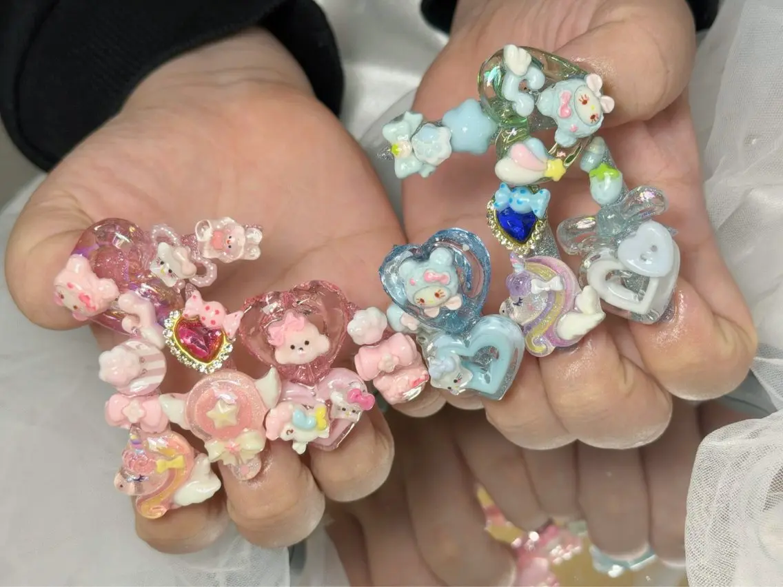 ネイル フットネイル ロングネイル マグネットネイル ネイルチップ ワンホンネイル ハンドネイル Lyna 池袋のネイルデザイン