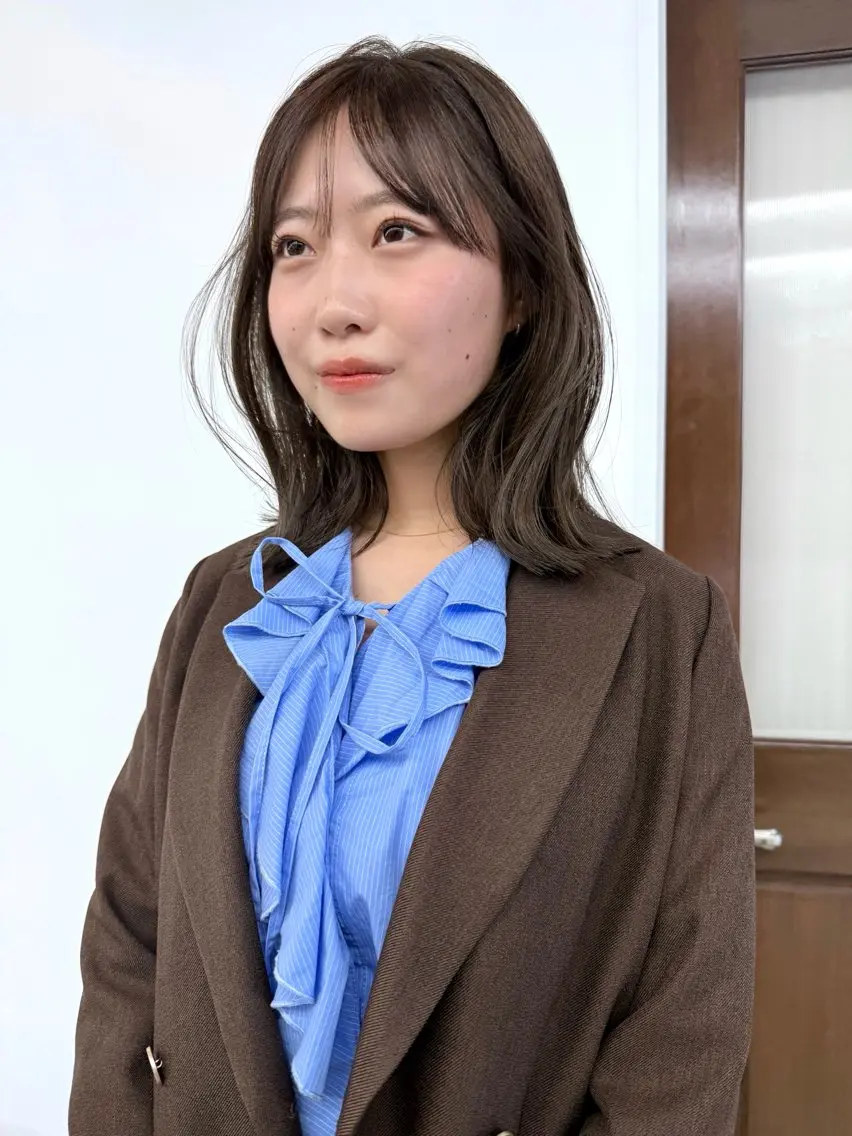 【ミニモ限定価格˚✧₊⁎】カット+ premium艶カラー+ミルボン4stepトリートメント🛋️の写真
