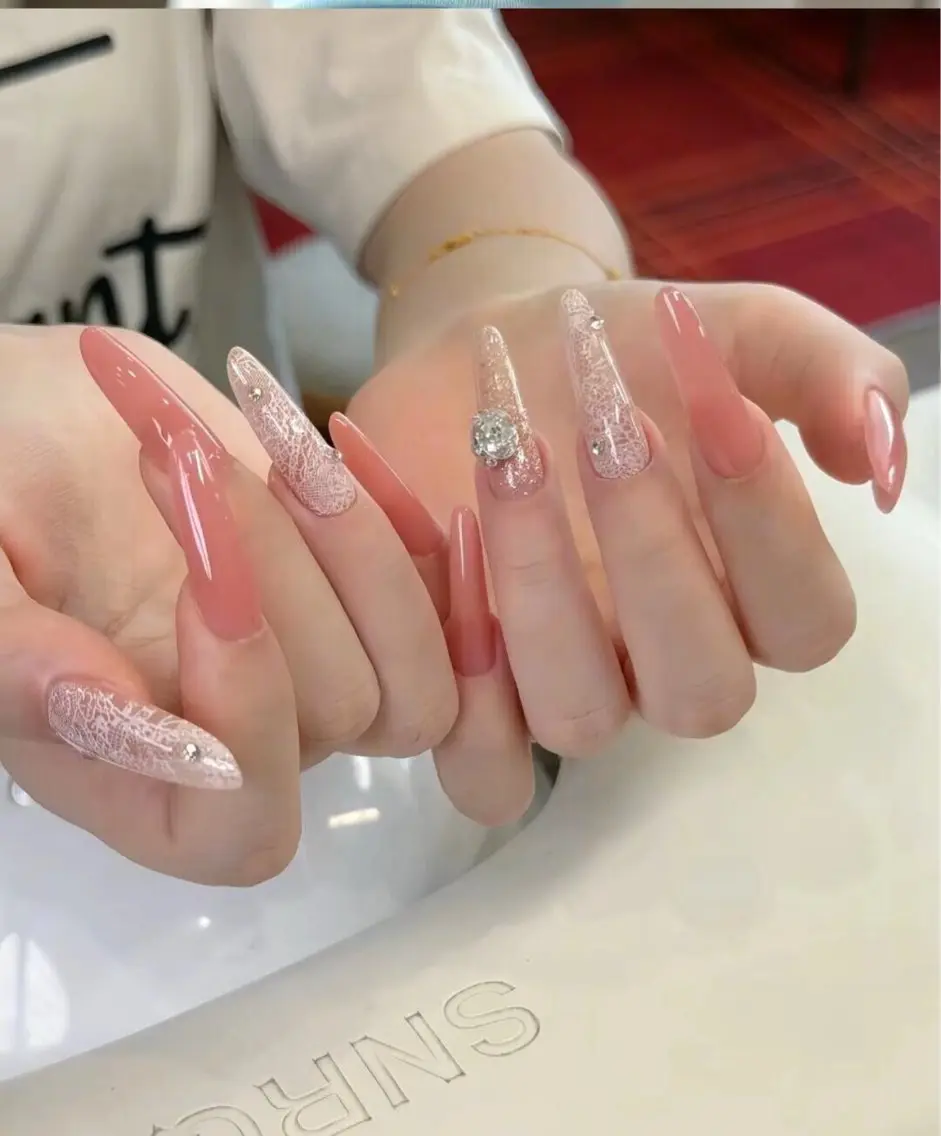 ネイル 持ち込み へ ンのネイルデザイン