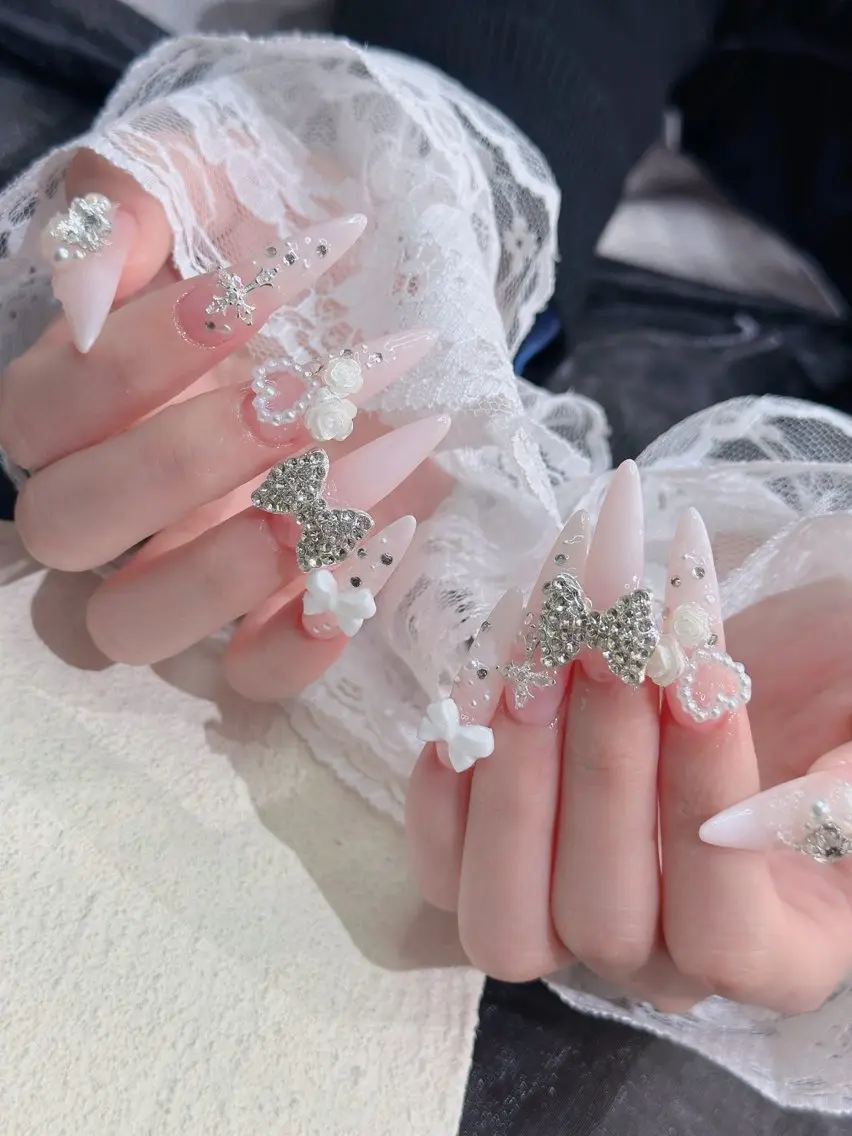 ネイル ハンドネイル Ami Nailのネイルデザイン