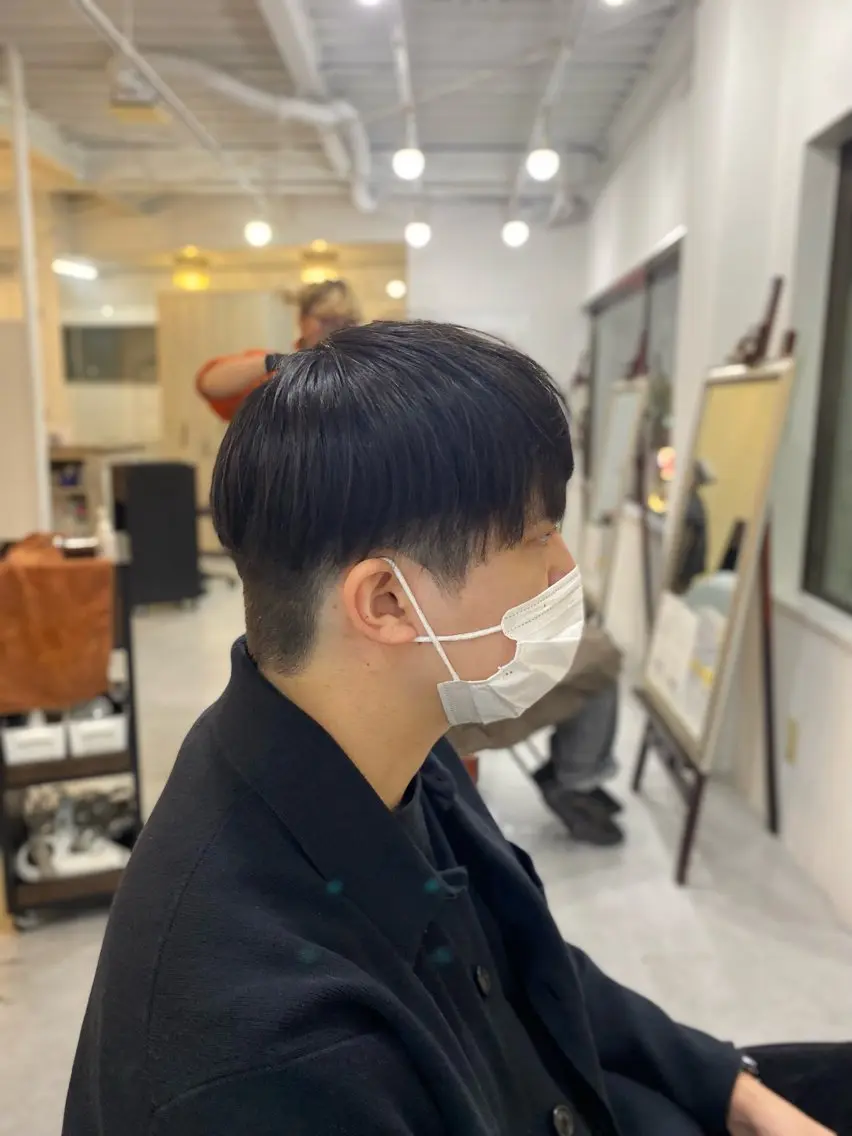 ショート 越坂部 桃子のヘアスタイル