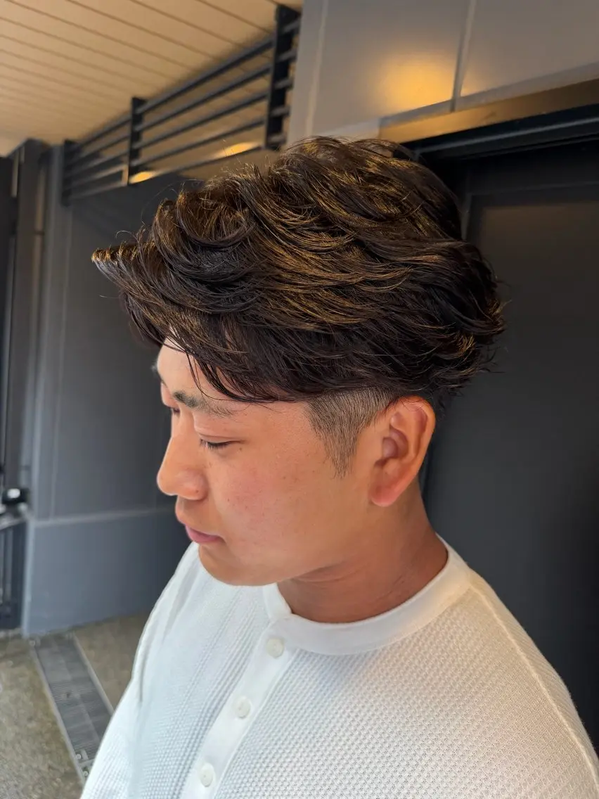 メンズ カット パーマ 京都メンズサロン マッシュ パーマのヘアスタイル