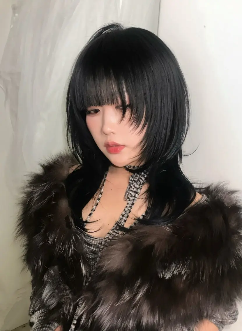 セミロング ハイレイヤー レイヤーカット カット トリートメント ヘッドスパ ヘアセット HARUNA/原宿/ デザイン/カットのヘアスタイル