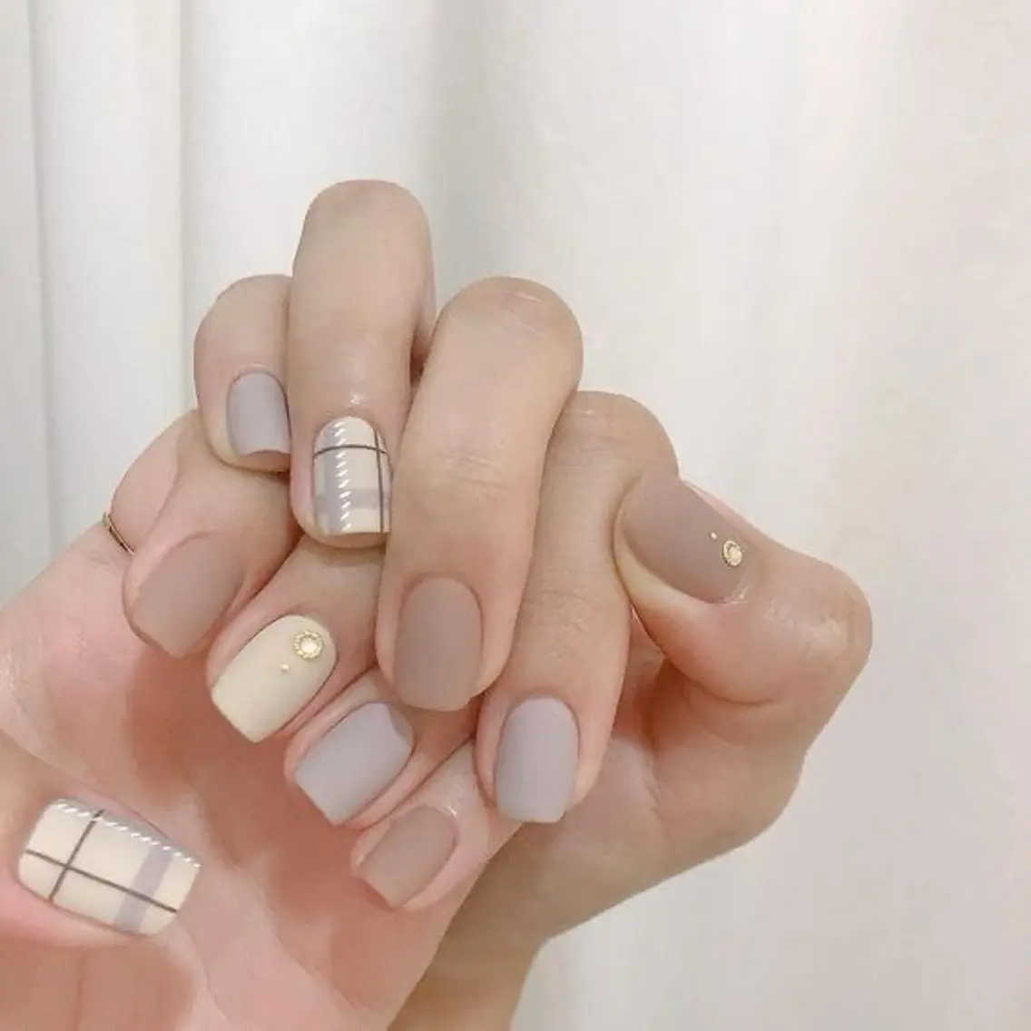 ネイル ハンドネイル RINN ANA.CHUOのネイルデザイン