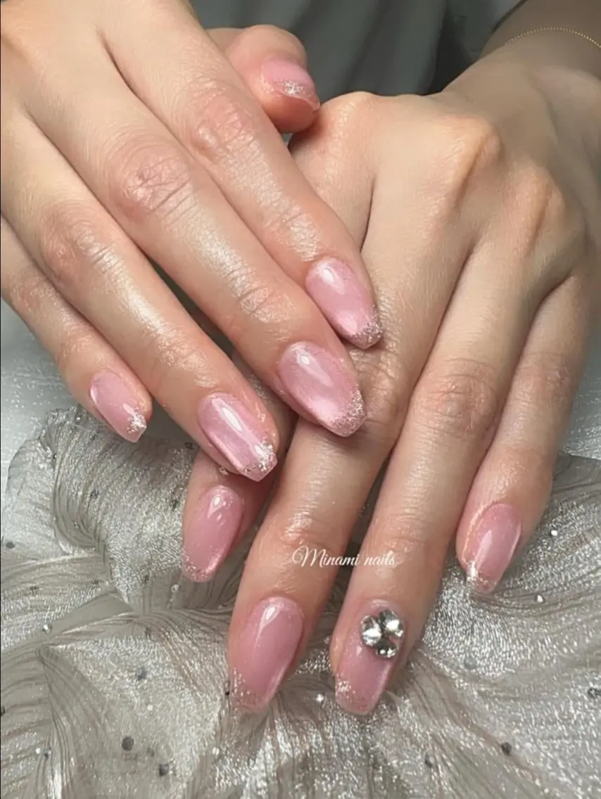 ネイル アートネイル オーロラネイル ガーリー キラキラネイル 韓国ネイル Minami Nailsのネイルデザイン