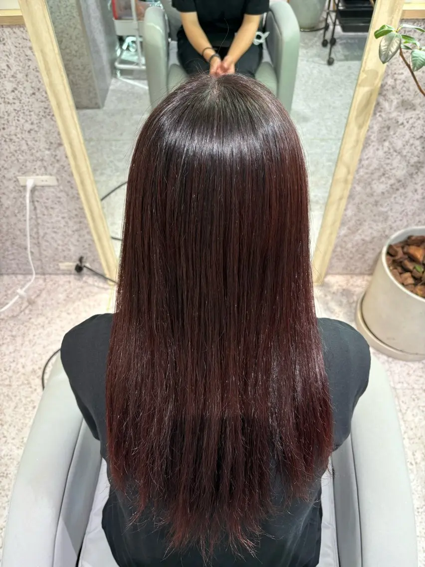 ロング カラー ダブルカラー イヤリングカラー ハイライトカラー ハイトーンカラー インナーカラー 暖色カラー/ パリジェンヌ💟みくのヘアスタイル