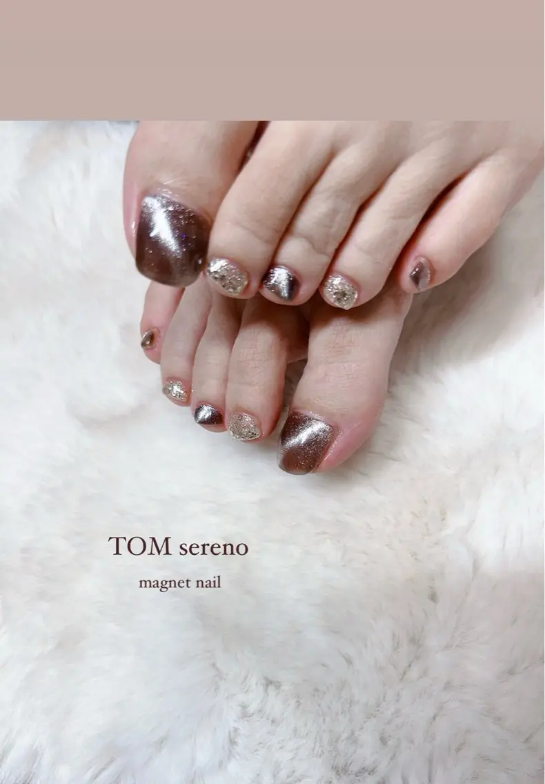 ネイル フットネイル マグネットネイル ハンドネイル TOM serenoのネイルデザイン