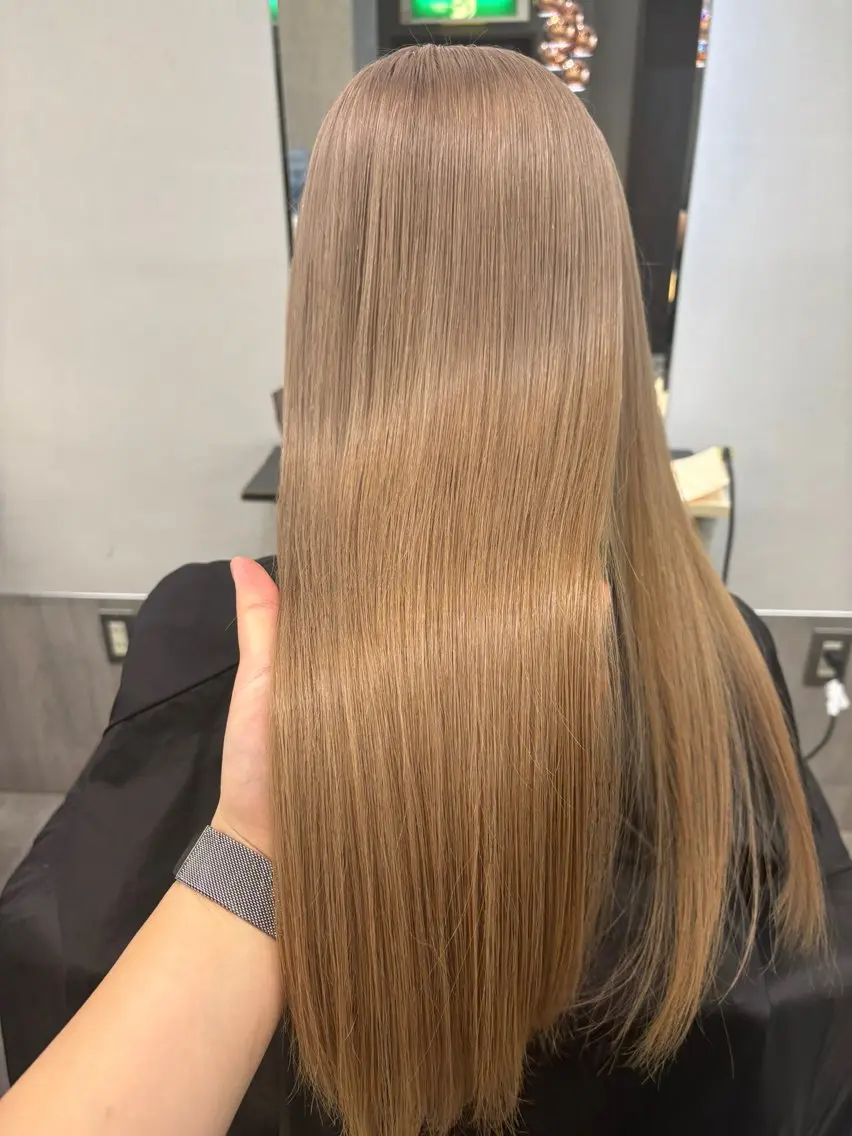 ロング ヘアカラー トリートメント ブリーチなしWカラー ヘアセット菜希のヘアスタイル