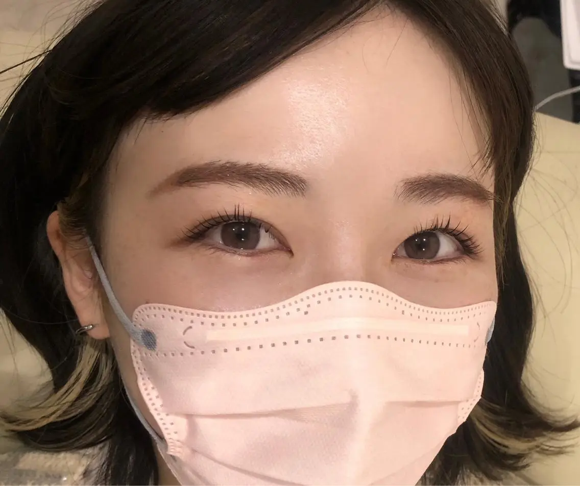 ネイル マツエク・マツパ アイブロウ 眉カラー 韓国風マツエク パリジェンヌラッシュリフト まつげパーマ ワンホンマツエク ハンドネイル フットネイル ハンドケア Nail&eye Belire 新宿のネイルデザイン