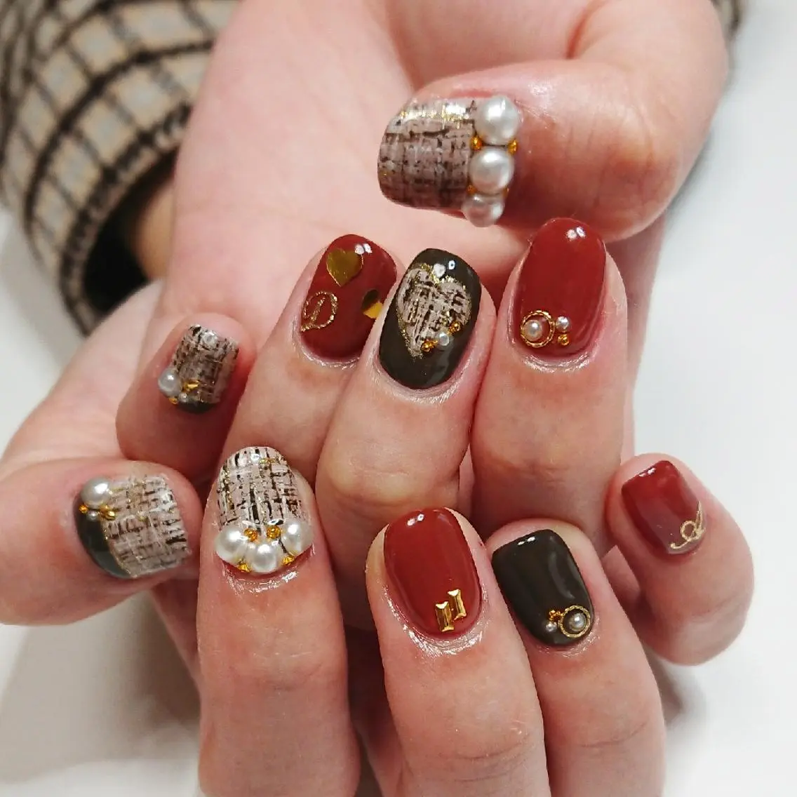 ネイル ツイードネイル Lilith Nailのネイルデザイン