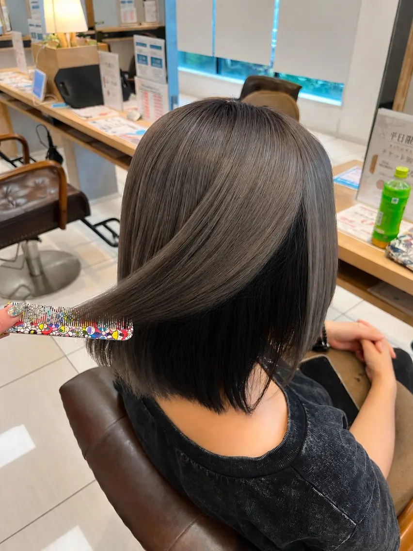 カラー ヘアカラー 有村 実佑のヘアスタイル