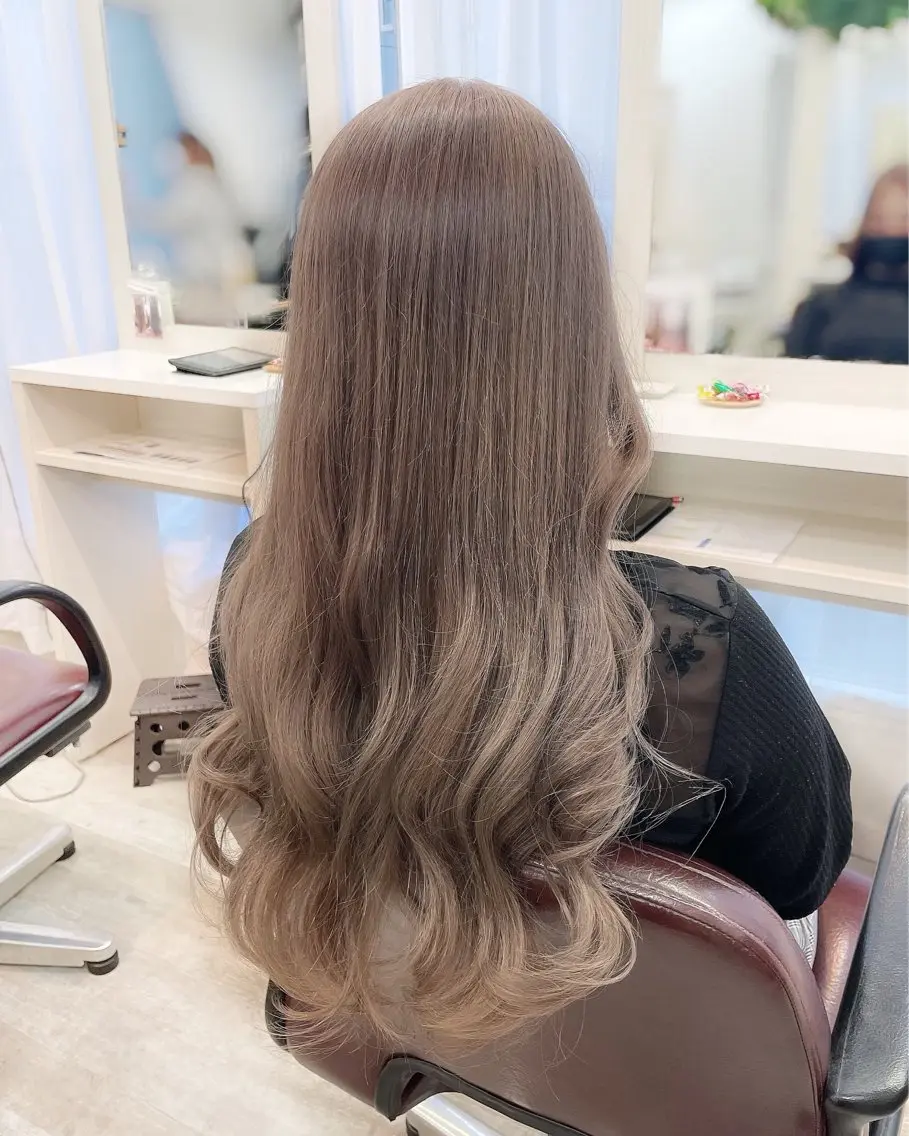 ロング カラー ヘアカラー トリートメント ヘアセット 韓国ヘア🤍髪質改善 🇰🇷AKANEのヘアスタイル