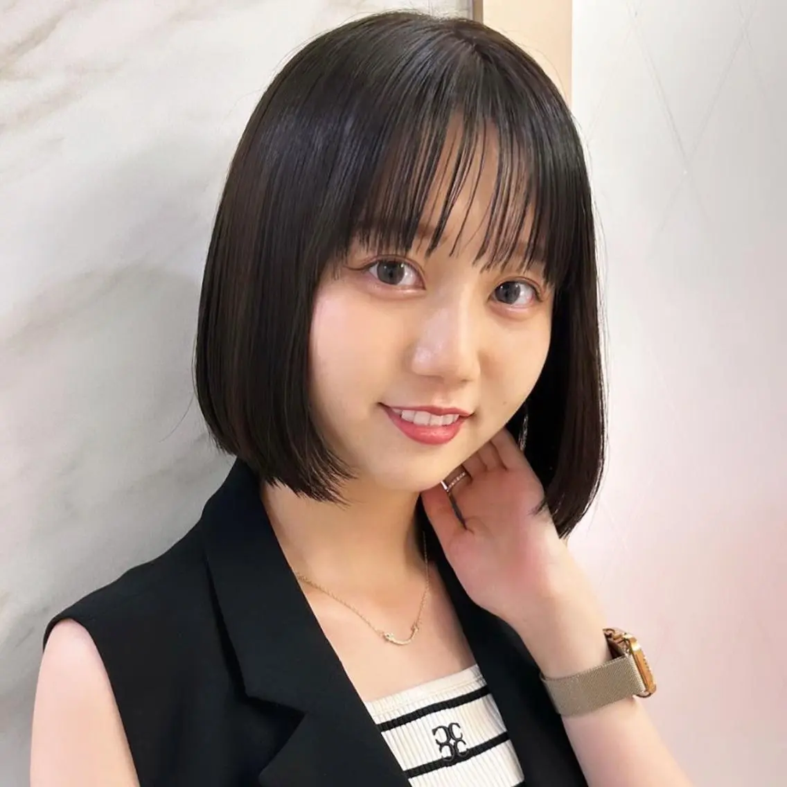 ショート カラー ヘアアレンジ 上品♡韓国レイヤー ‎🤍のの‎🤍のヘアスタイル