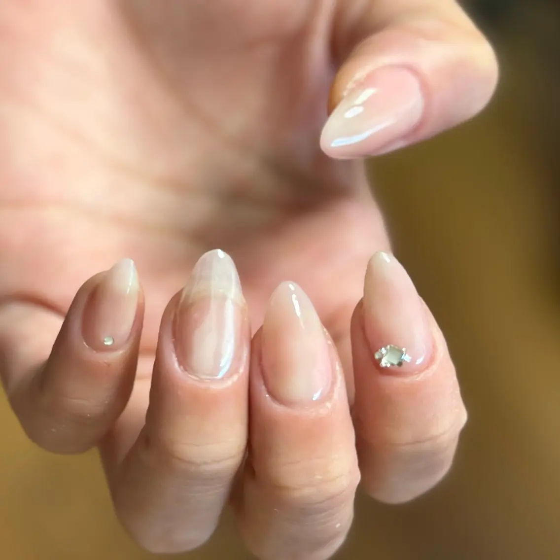 ネイル ニュアンスネイル ワンカラーネイル ピンク ホワイト ハンドネイル Lemonail _mkのネイルデザイン