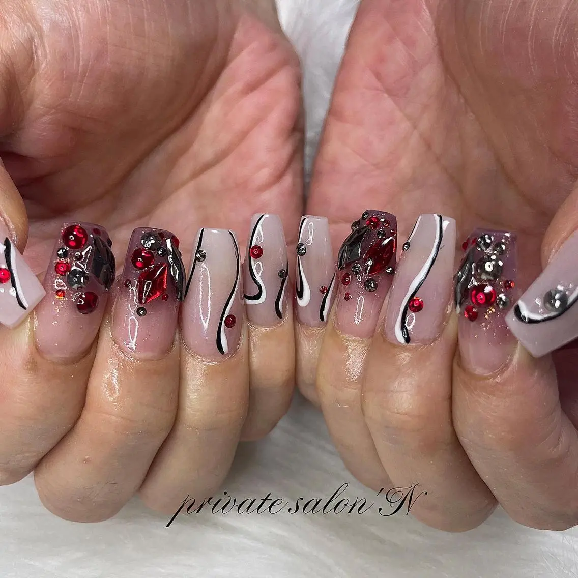 ネイル スカルプネイル BINERVA nail salonのネイルデザイン