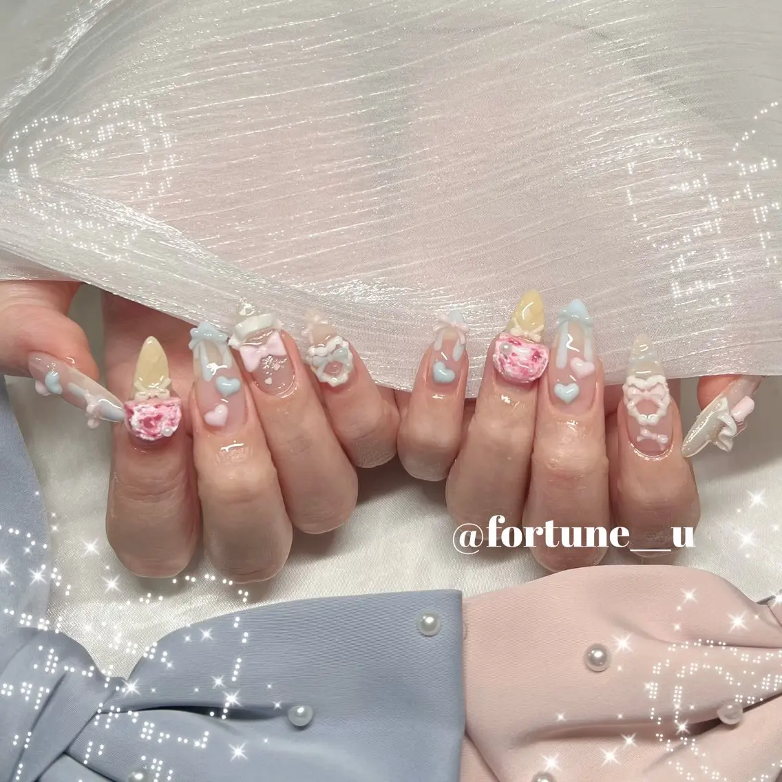 ネイル ガーリー 氷ネイル・うるうるネイル 韓国ネイル 持ち込み ワンホンネイル ハンドネイル 💜✩.* Yuuna💜のネイルデザイン