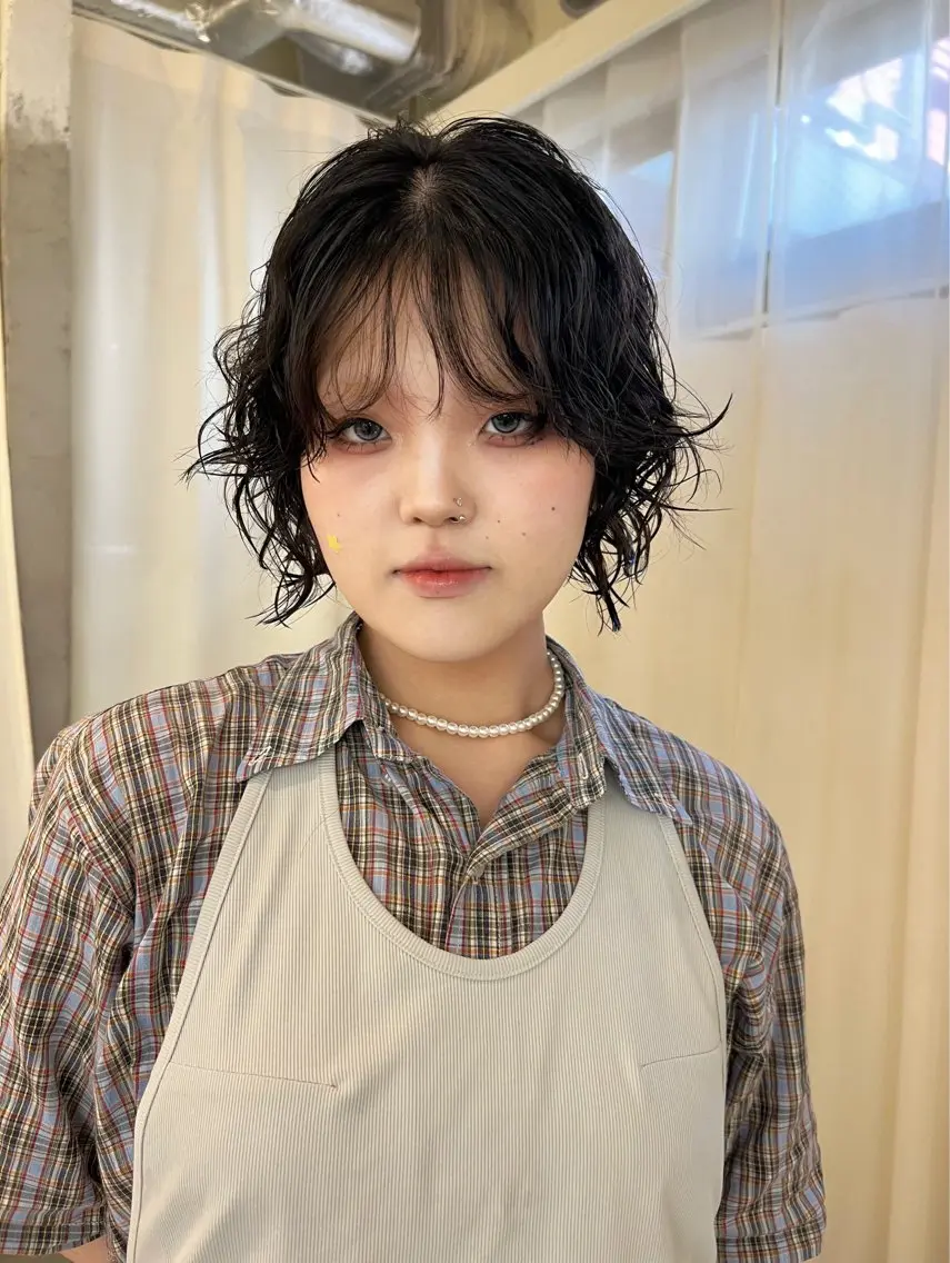 ミディアム カラー パーマ カット ヘアカラー パーマ 圧倒的デザイン力 店長🎨RENAのヘアスタイル