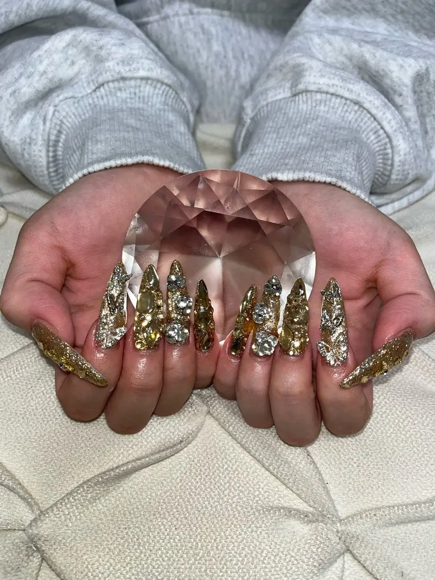 ネイル ハンドネイル nail.salon .Reversalのネイルデザイン