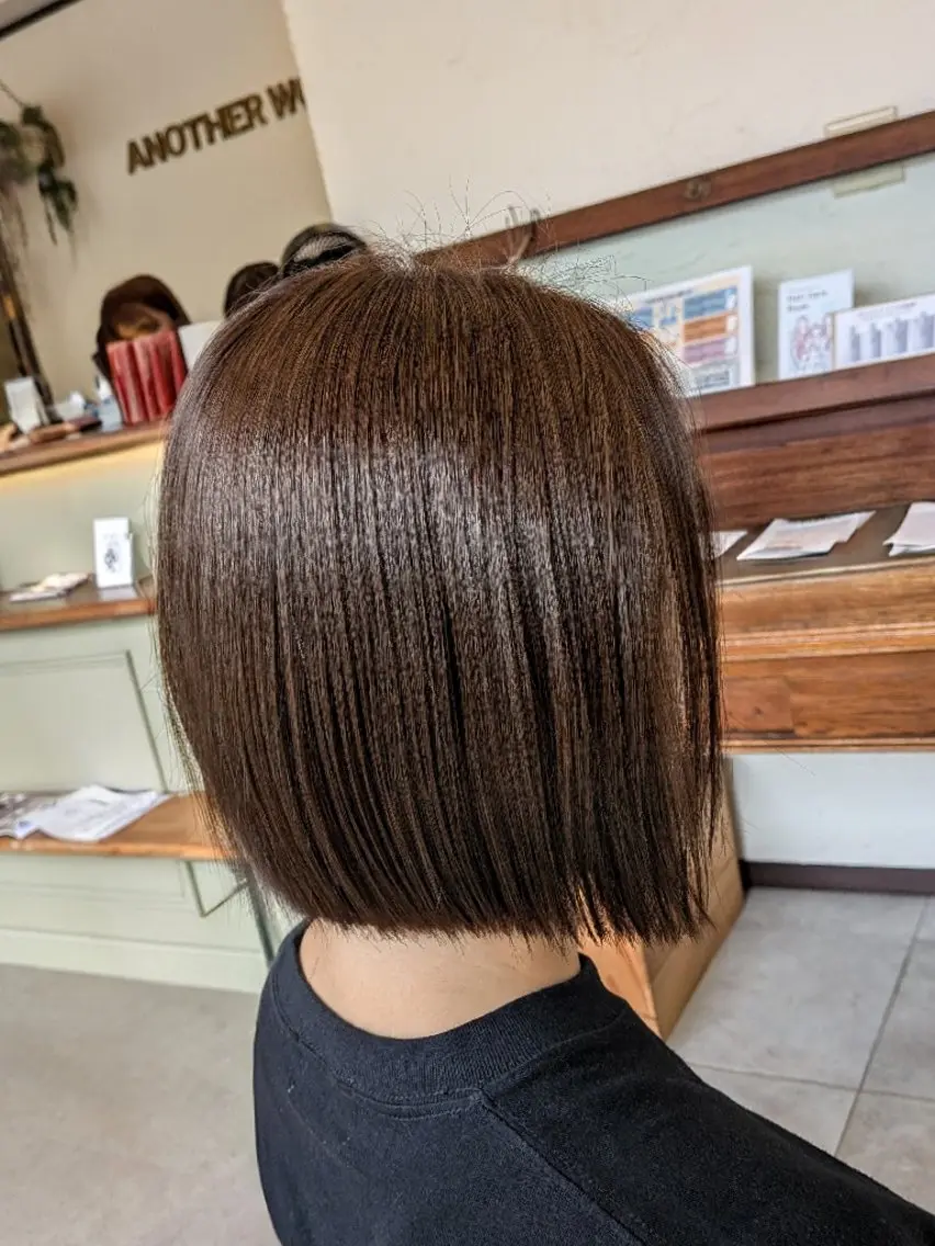 ショート パーマ ストレートパーマ カット パーマ 🔸艶髪/髪質改善 ︎ ✂つちや🔸のヘアスタイル