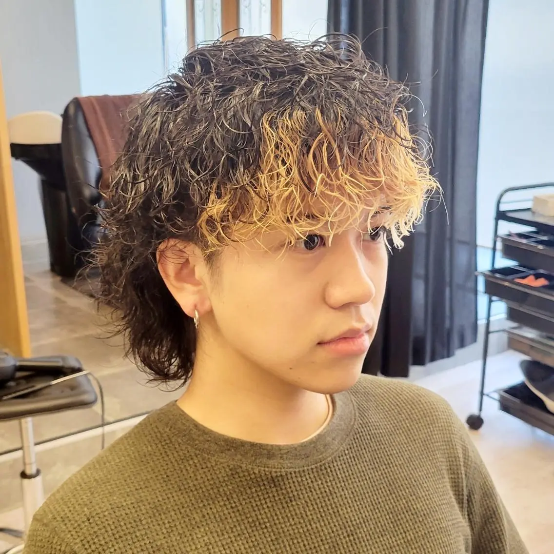 ミディアム パーマ カット パーマ トリートメント 谷川 一成のヘアスタイル