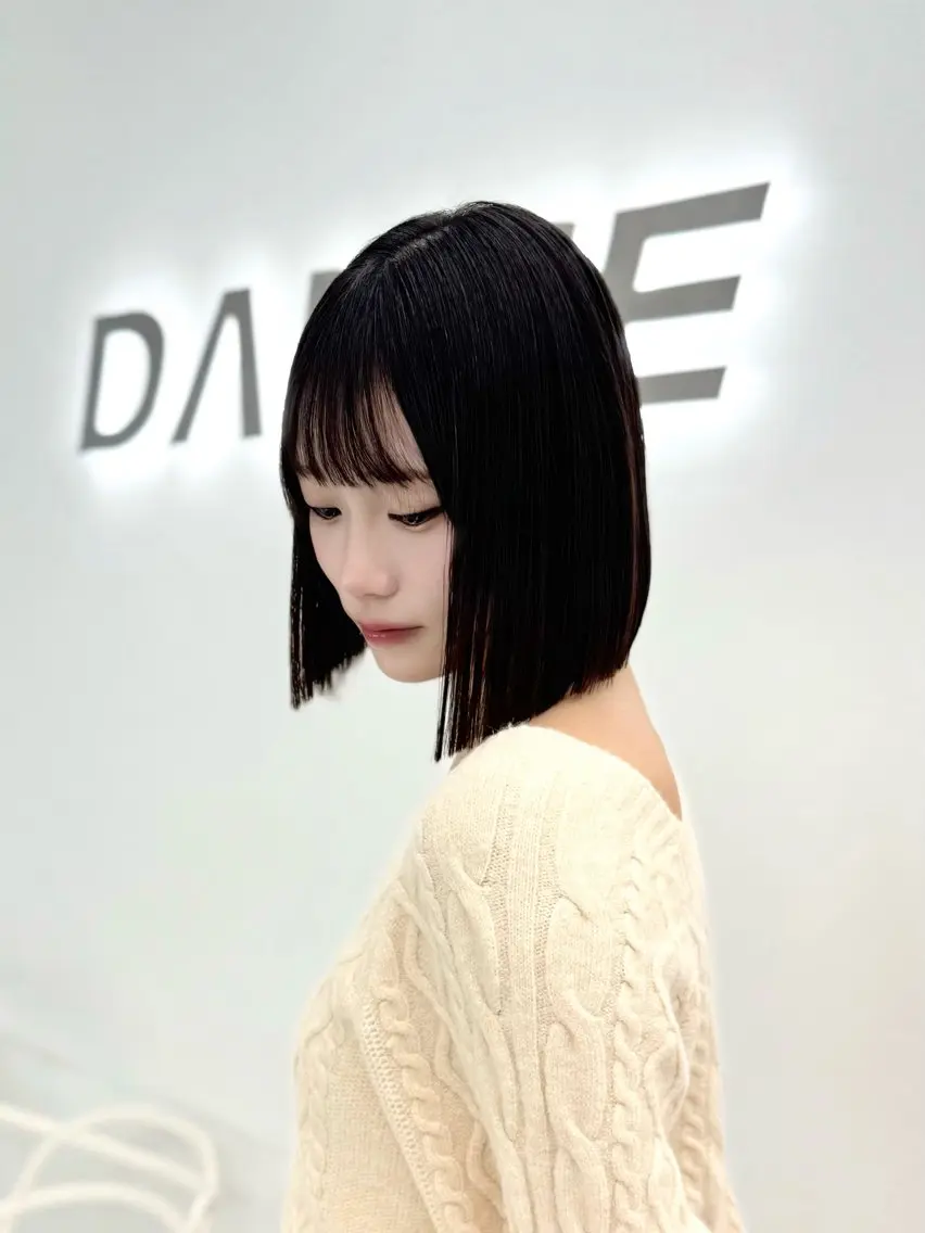 ショート カラー ヘアアレンジ カット ヘアカラー トリートメント ヘッドスパ ヘアセット 縮毛矯正🤍 ボブ/ HIKARIのヘアスタイル