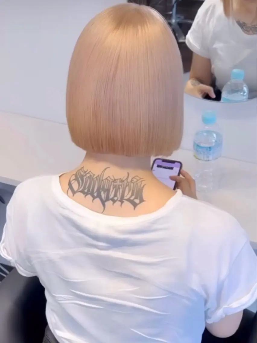 ショート ⭐️心斎橋カラーモデ ル⭐️SOUのヘアスタイル