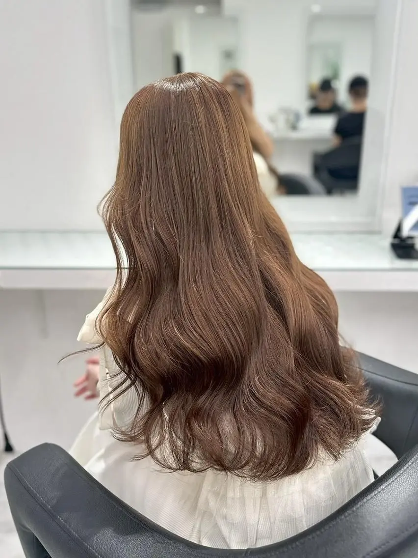 【なるべくダメージさせたく無い方✨】ブリーチありorなしダブルカラー＋髪質改善トリートメントの写真