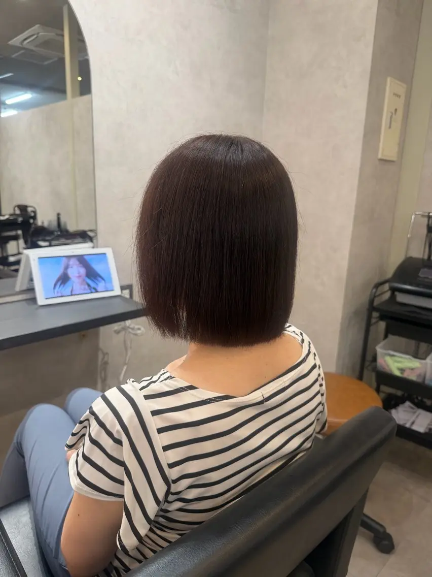 ショート 切りっぱなしボブ ボブ 上田 愛菜のヘアスタイル