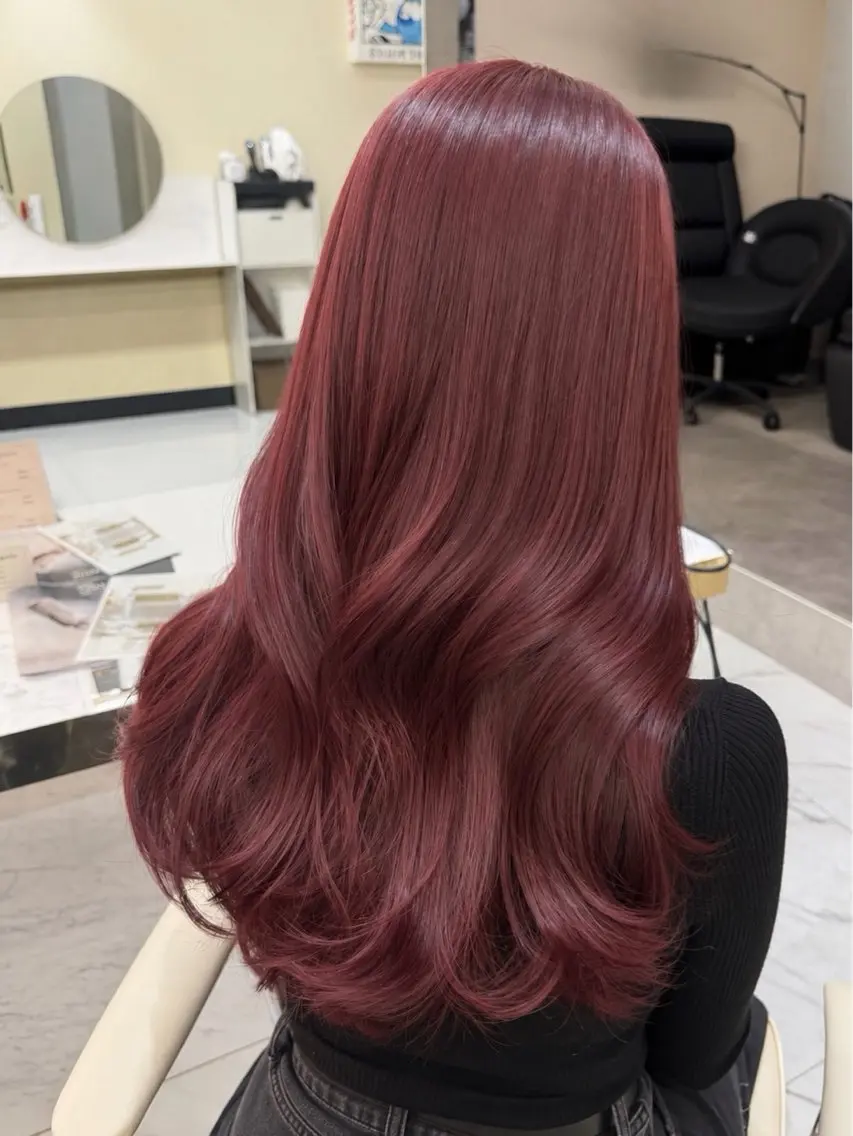 ロング カラー ケアカラー 透明感カラー ピンクカラー ローズカラー くびれヘア ヘアカラー aku🩷韓国ヘア 暖色カラー🎀のヘアスタイル
