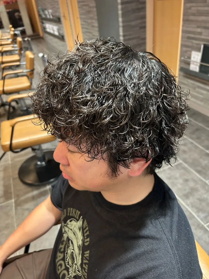 パーマ メンズ 川野 柚奈のヘアスタイル