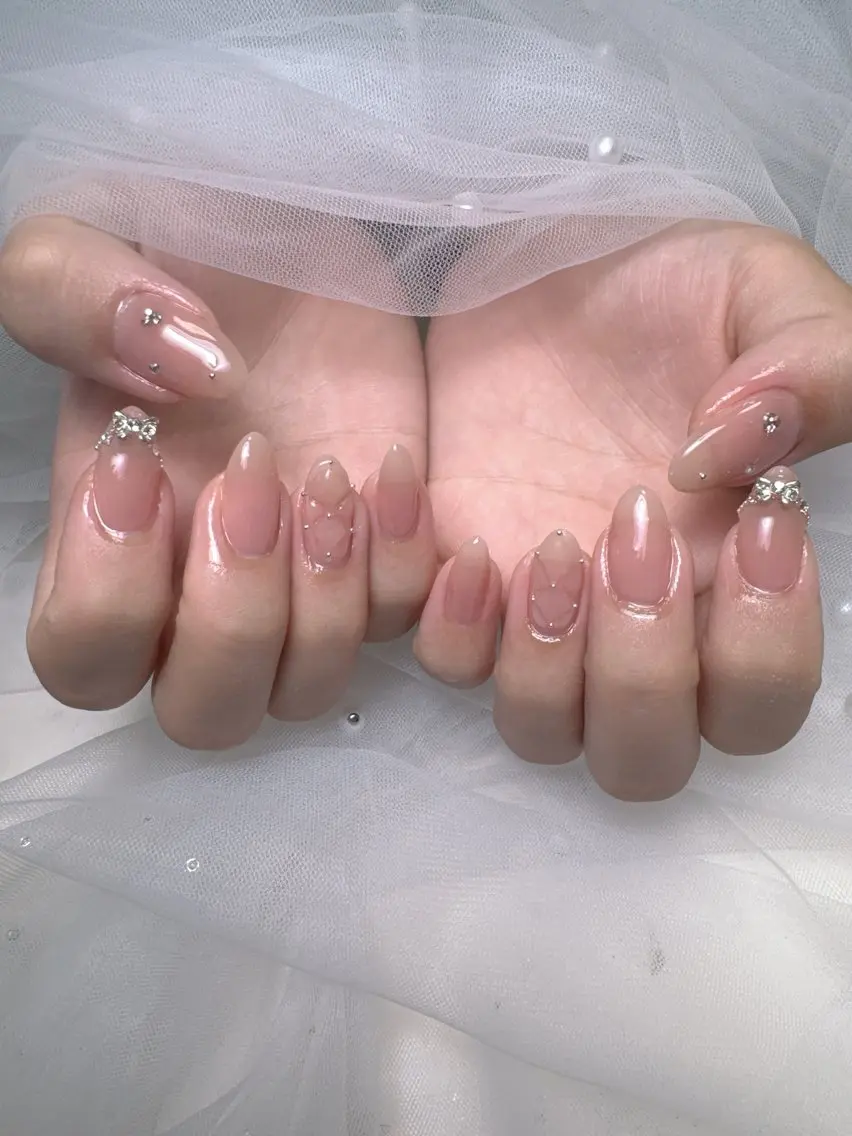ネイル 持ち込み ハンドネイル Queeens nailのネイルデザイン