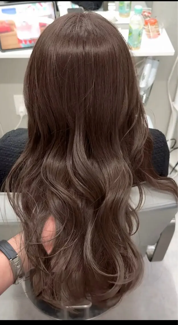 カラー ベージュカラー ブリーチ ブリーチなしカラー あいり／艶髪 、透明感カラー🩶のヘアスタイル